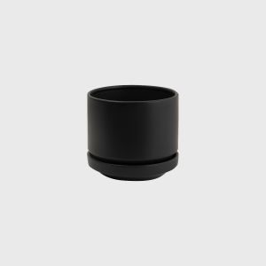 Medium Zurich Planter Black